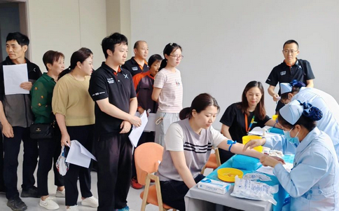 小黄蜂 | 5月家庭日——以爱为名，共铸员工幸福之路